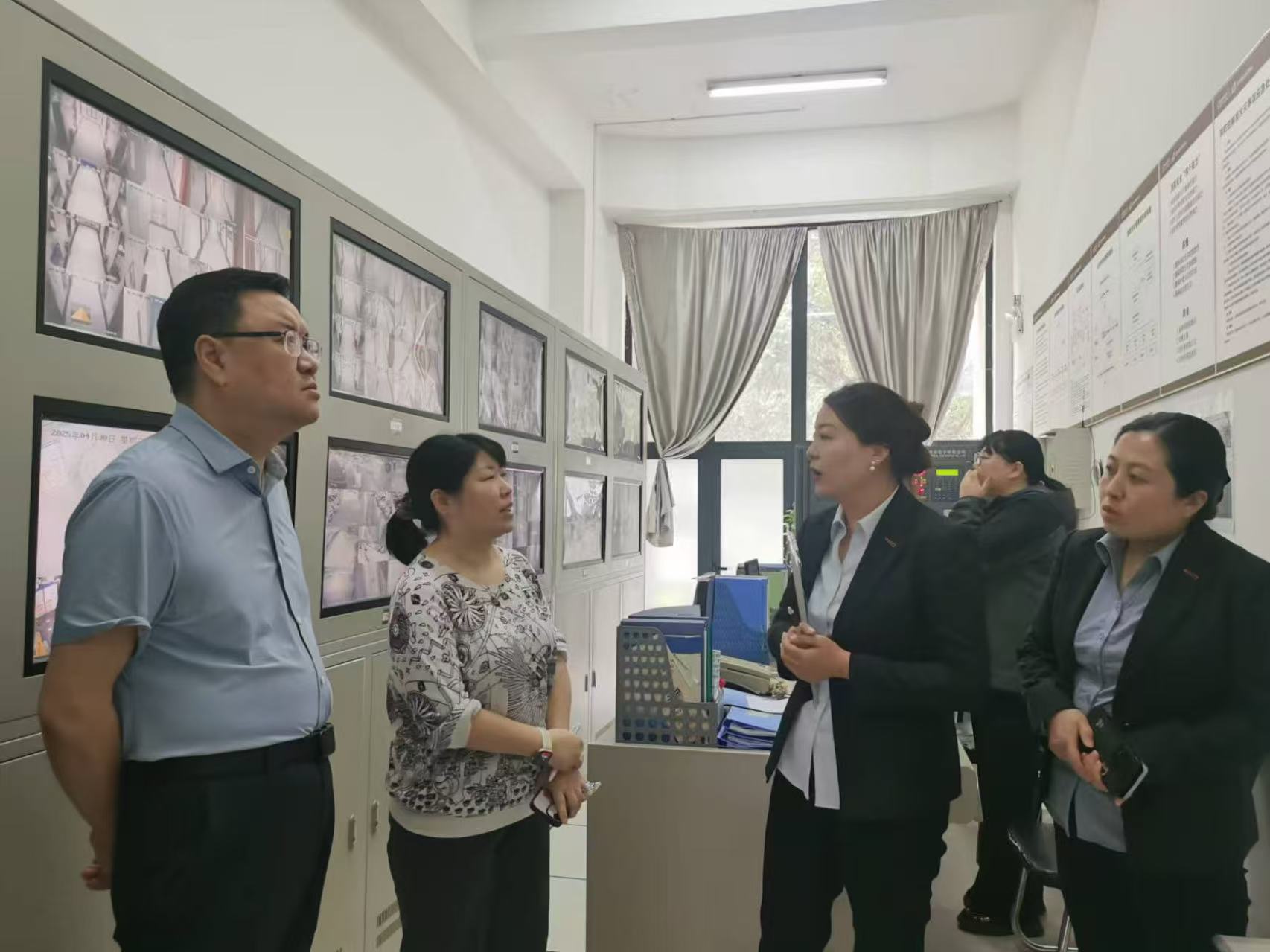 科技园组织“五一”节前安全检查